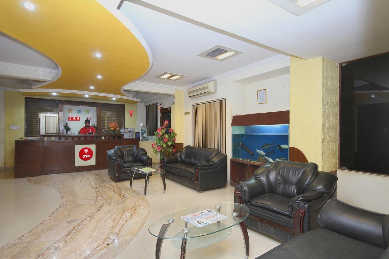 Oyo 5934 Lokaz Hotel Бангалор Екстериор снимка